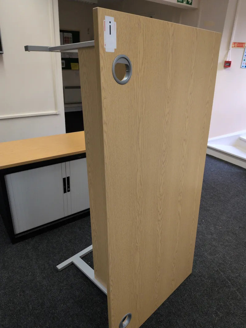 Office desk - i