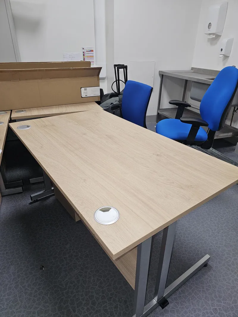Light Oak Desk with Cable Management - 1600mm x 800mm
